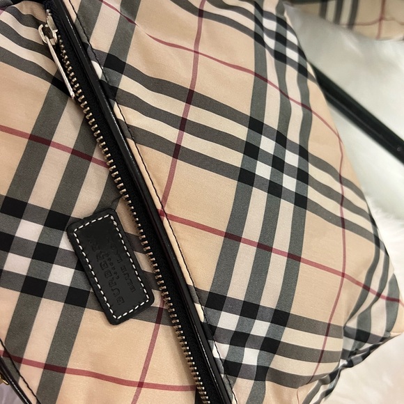 EUC Burberry Crossbody - Picture 9 of 10